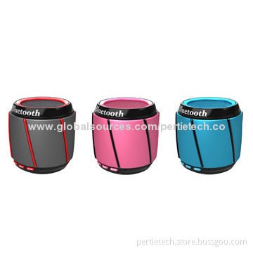 Bluetooth speakers, supports FM radio